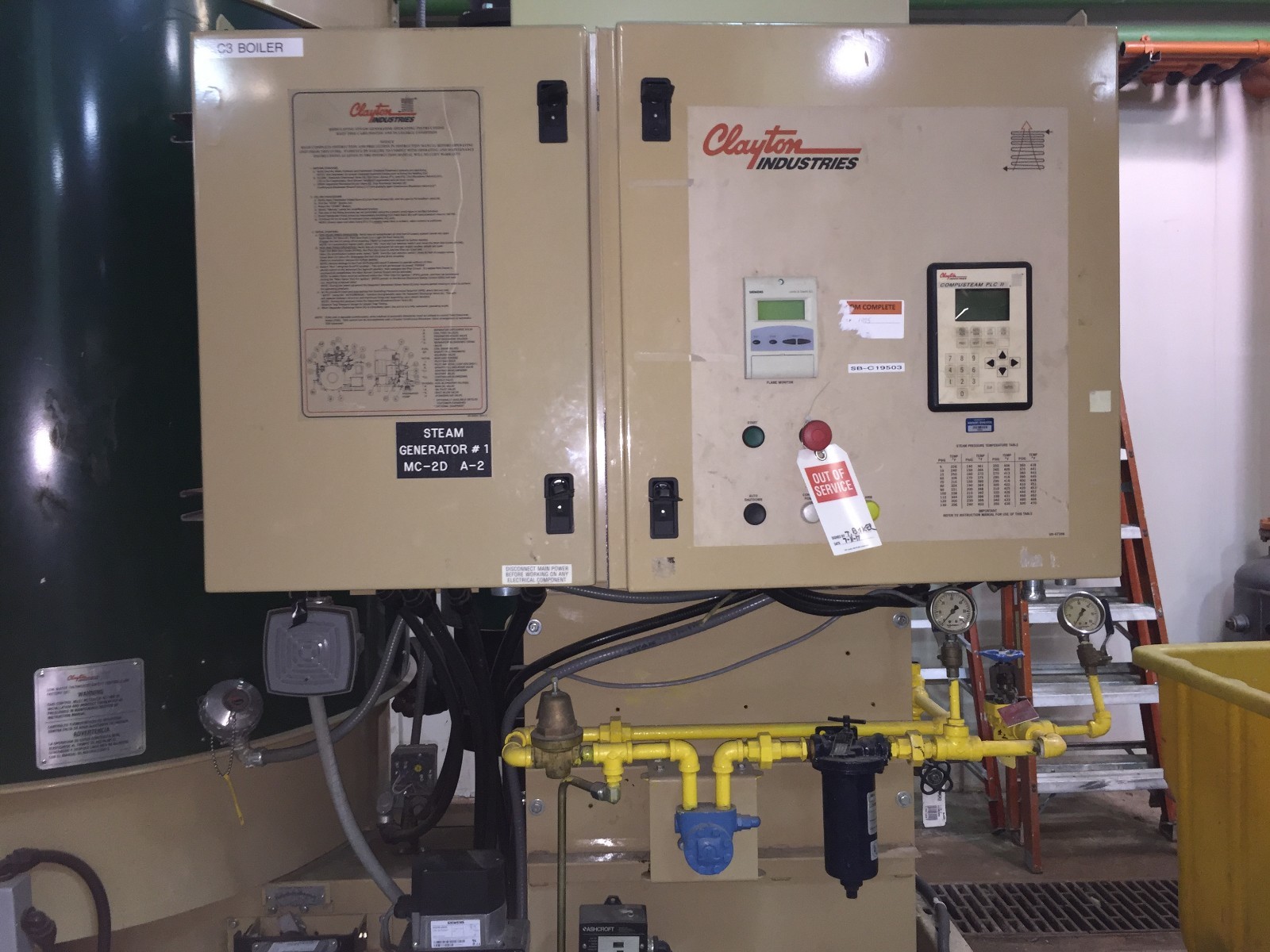 Clayton Steam Generator EOG-304-1 300HP Boiler Dual Fuel Skid Mounted 2007 Model