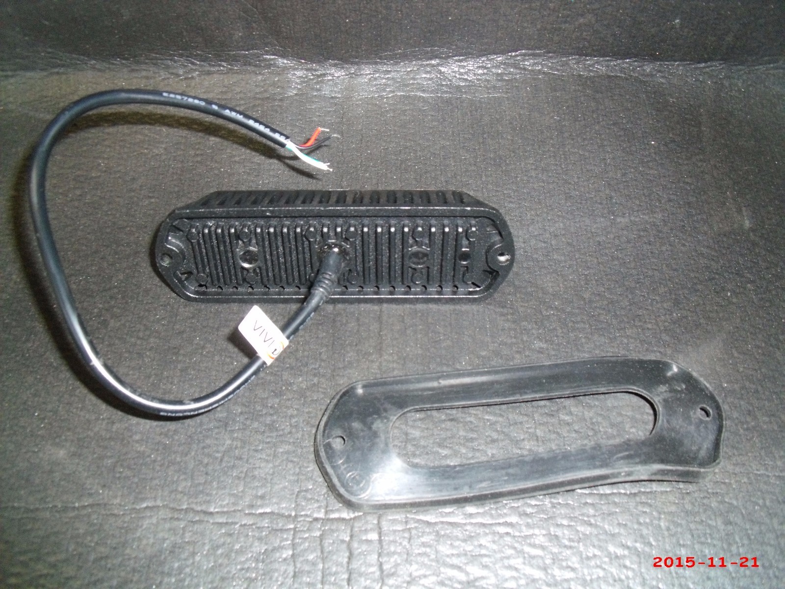 VIVIOX Snake Eyes E600-S-AW Surface mount 6 LED light head