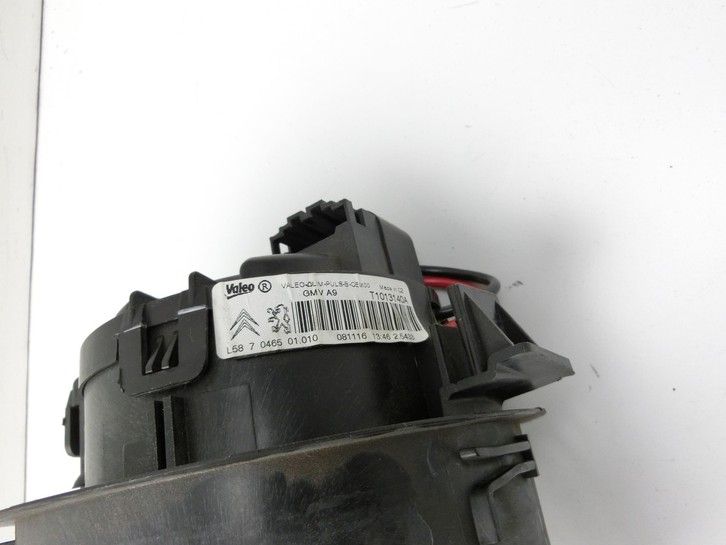 Peugeot 2008 I 13-19 Gebläsemotor Lüftermotor Heizungsgebläse Peugeot 2008 I 13-19 01.12.2016 7046501 T1013140A... Vorschau 3