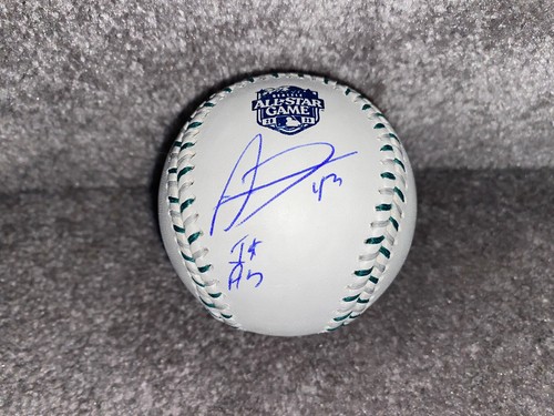 alexis diaz wbc autograph 75シリreds s-l225.jpg
