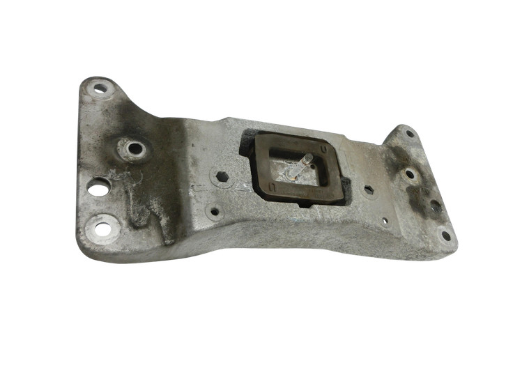 BMW F11 520d 10-13 2,0 135KW Getriebehalter Träger Lager für Getriebe BMW F11 520d 10-13 18.05.2012 3131-6797766... Bild 1