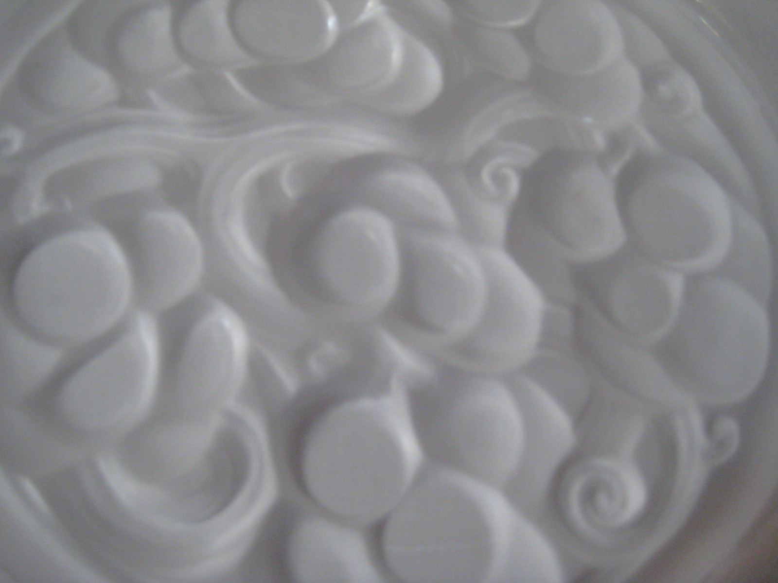 Signed Clear/Frosted Luncheon Plate LALIQUE French Crystal Glass 9 1/4 MARIENTHL