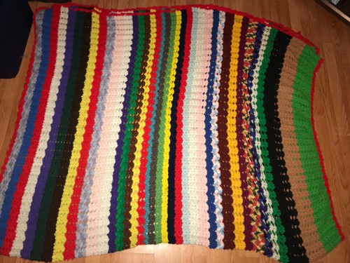 Vintage Hamdmade Afgan Blanket 114”x69”