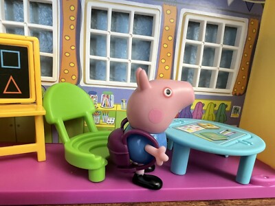 George Pig Back To School: 1 George & 1 Bag (no Other Accessories Included)