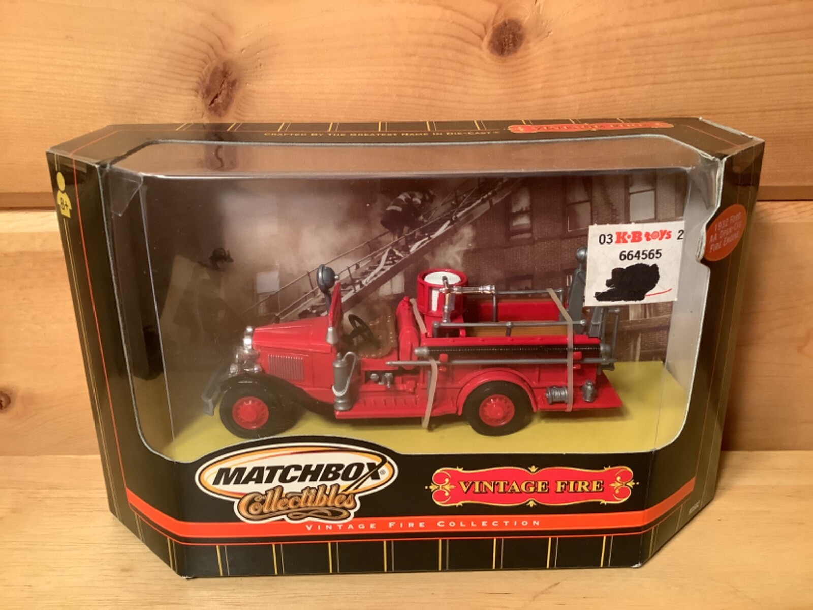 New 1:43 1932 Ford AA Open-Cab Fire Engine. Matchbox # 92582