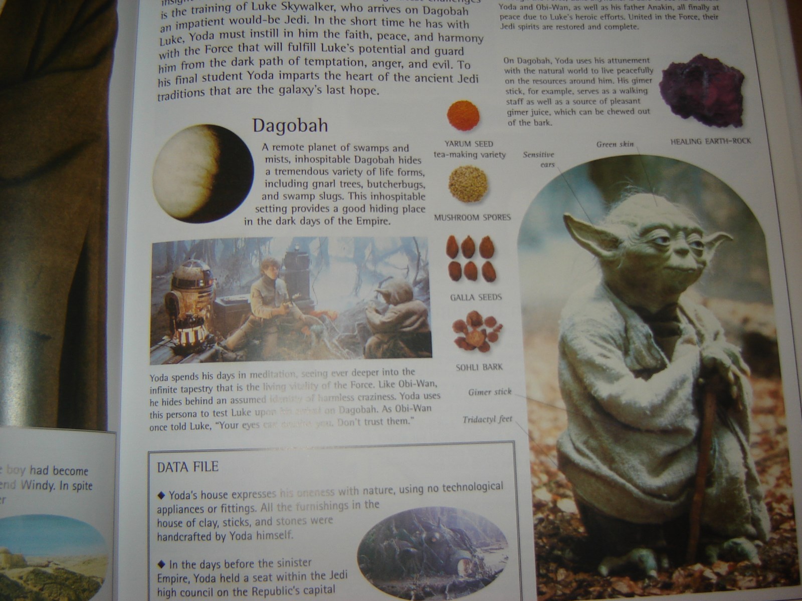 Star Wars Album & Storybook with Illustrated Universe Book & Visual Dictionary