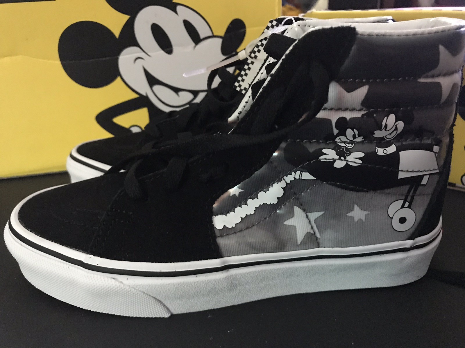 BNIB Disney Vans Sk8 Hi Shoe Mickey Mouse 90th Plane Crazy Men s Sz 3.5/Wm  Sz5: купить с доставкой из США, цена 10 993 руб - (292918566905)