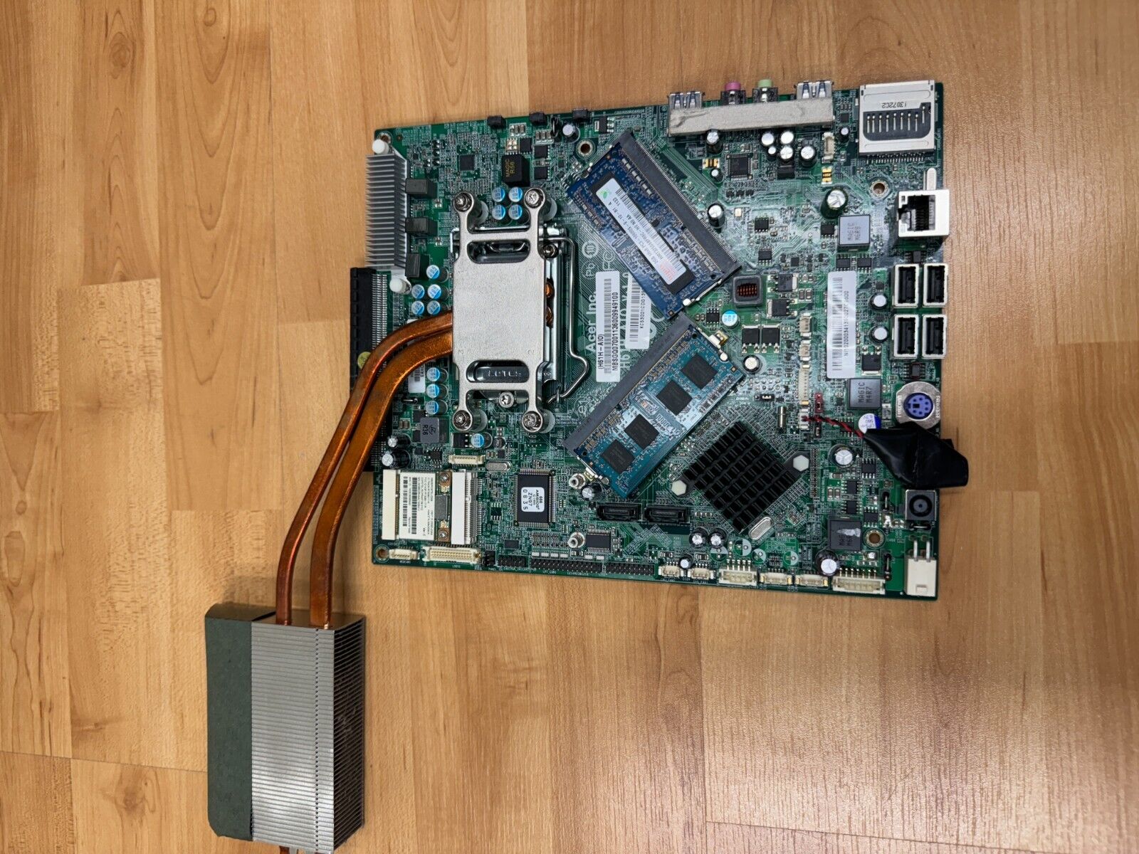 H61H-AI0 Acer Aspire Z1620 Motherboard with 4GB RAM Intel H61H-AI0 Acer Aspire Z1620 Motherboard with 4GB RAM Intel
