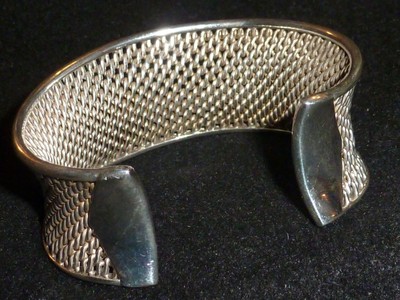 BEAUTIFUL SOLID STERLING SILVER WOVEN MESH  CUFF BRACELET - 6 3/4