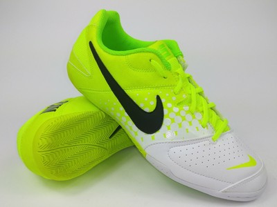 nike futsal elastico