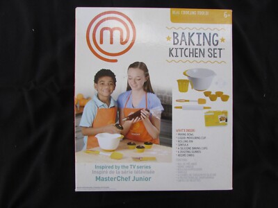 Master Chef Junior Baking 13 Pc. Cooking Set - Recipes, Bowl,Baking Cups,Tools++