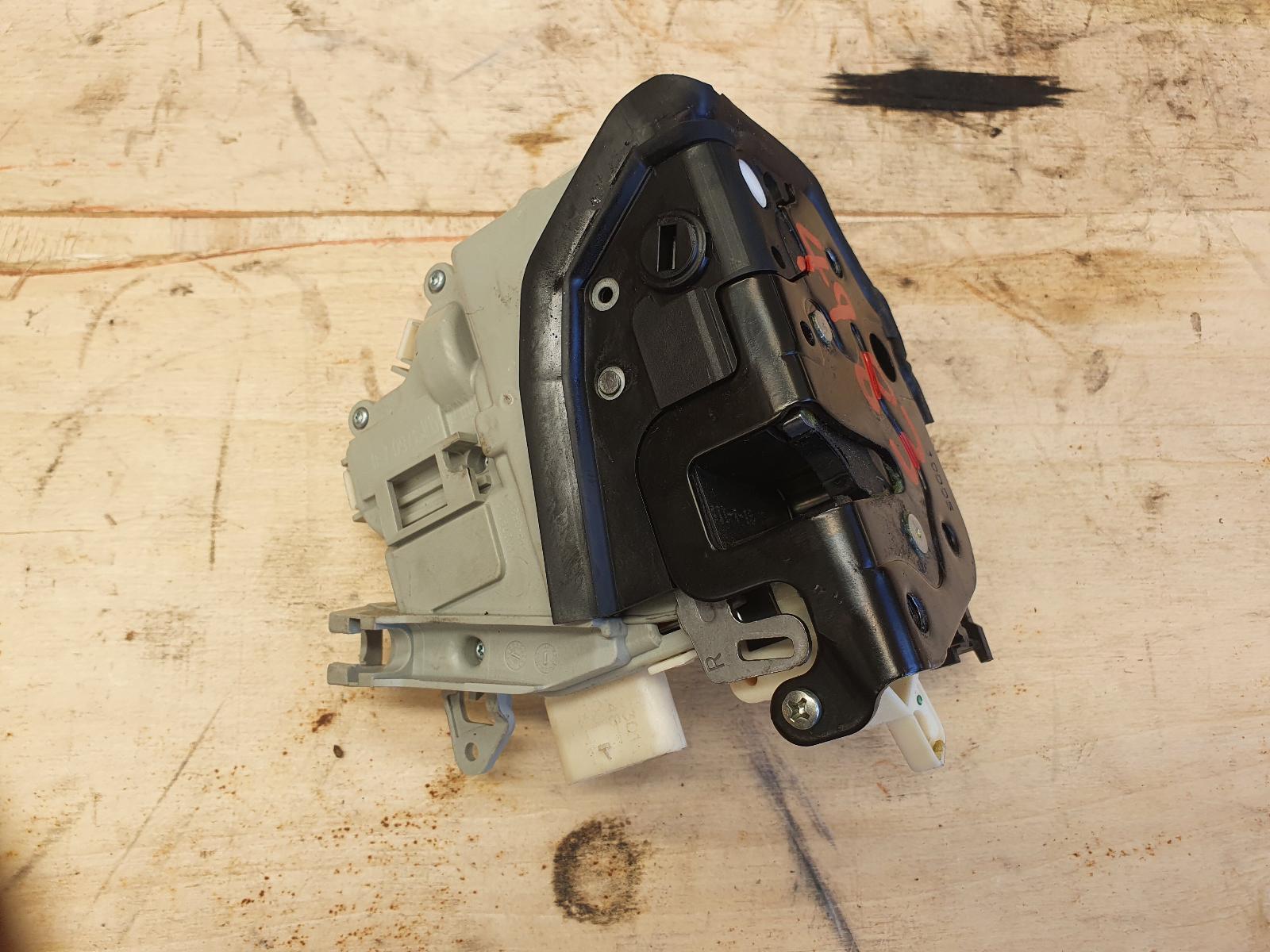 2010 Audi A4 RIGHT REAR DOOR LOCK B8 8K SINGLE ROW (5 PIN) P/N 8K08 8K0839016H image 5