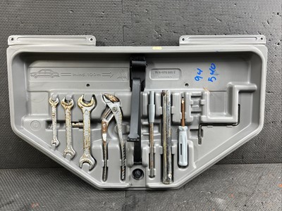    OEM 1988-1996 BMW 540i E34 TRUNK LID MOUNTED REAR HEYCO EMERGENCY TOOL KIT