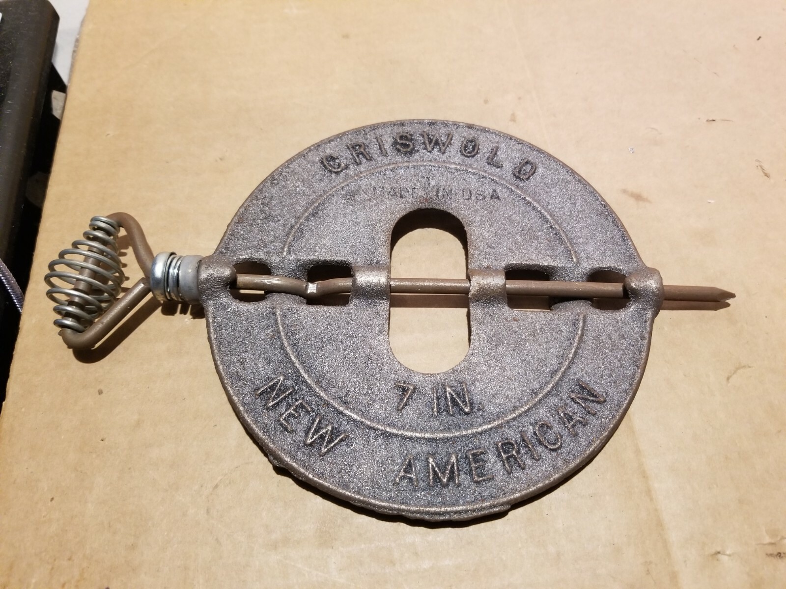 GRISWOLD グリスウォルド社 鋳鉄製 ビンテージ ワッフルメーカー NO7 GRISWOLD グリスウォルド社 鋳鉄製 ビンテージ ワッフルメーカー NO7
