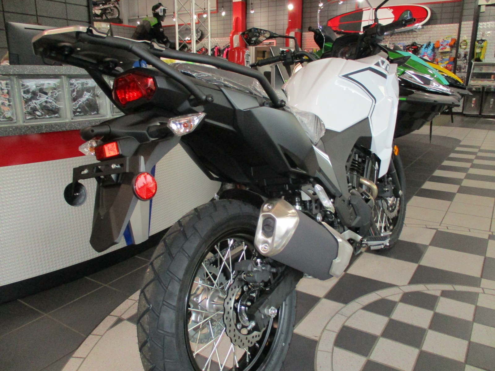 13 spoke dyna wheels