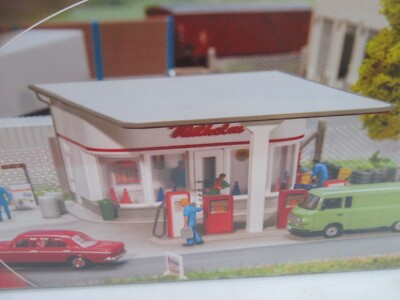 Aneinander vorbei oder die Annäherung Faller 130590 Tankstelle 50er Jahre HO | eBay