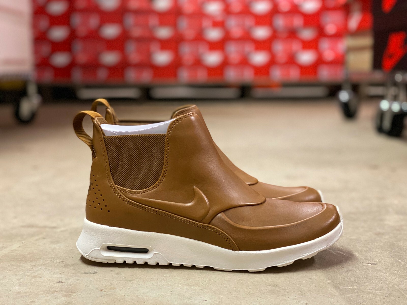 nike brown leather shoes womens