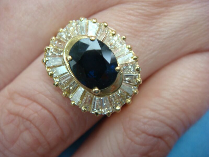18kt Gold Genuine 1.0 Ct Sapphire And 1.50 Ct Tw Baugette Diamonds High End Ring