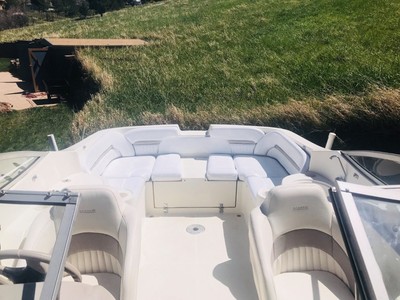 2003 23.6 ft Stingray open bow, new engine, Model 240LR - 10 person