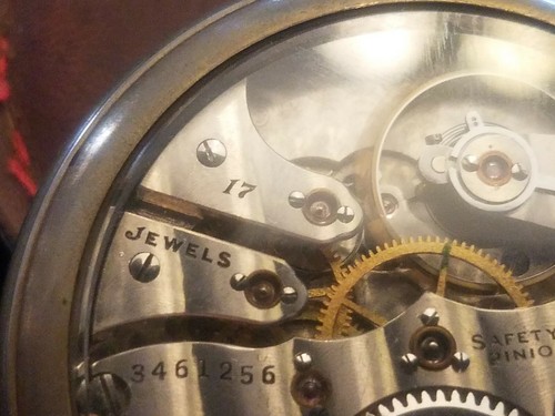 1916 Hampden Minute Man Pocket Watch ~ Glass Back Salesman Display ~ 17 Jewel