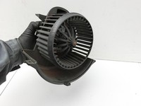 Audi Q7 4L 05-09 Gebläsemotor Lüftermotor Heizungsgebläse Audi Q7 4L 05-09 26.06.2007 7L0820021L 7L0820021Q... Vorschau 5