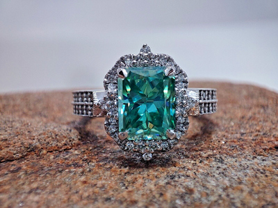 9x7 emerald shop cut diamond