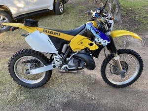 Suzuki rmx 250s