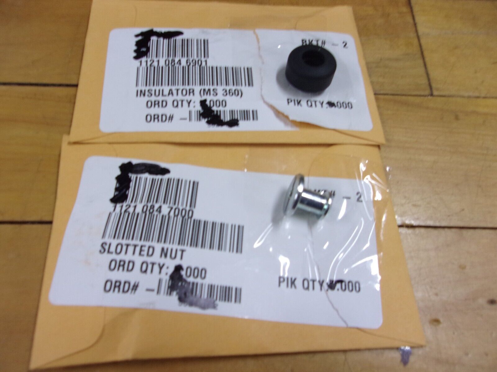 Stihl OEM Slotted Nut & Insulator 441 026 024 036 1121-084-7000 6901 #GM-D3B5 | eBay Stihl OEM Slotted Nut & Insulator 441 026 024 036 1121-084-7000 6901 #GM-D3B5 | eBay