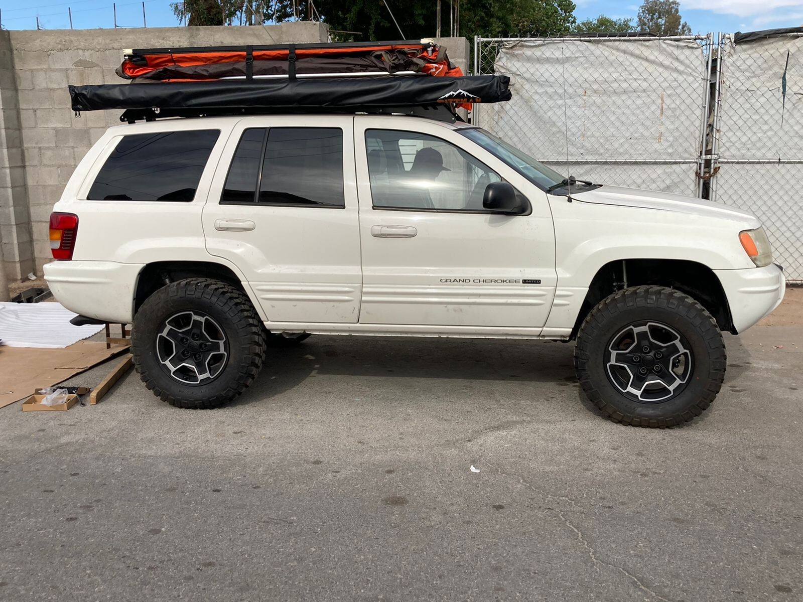 Roof rack fits Grand Cherokee WJ 1999-2004
