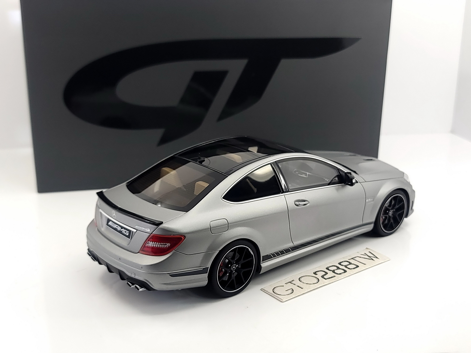 ミニカー AUTOart Mercedes-Benz C63 AMG 1/18 1/18 Mercedes Benz C Class C63 AMG Edition 507 Resin Model