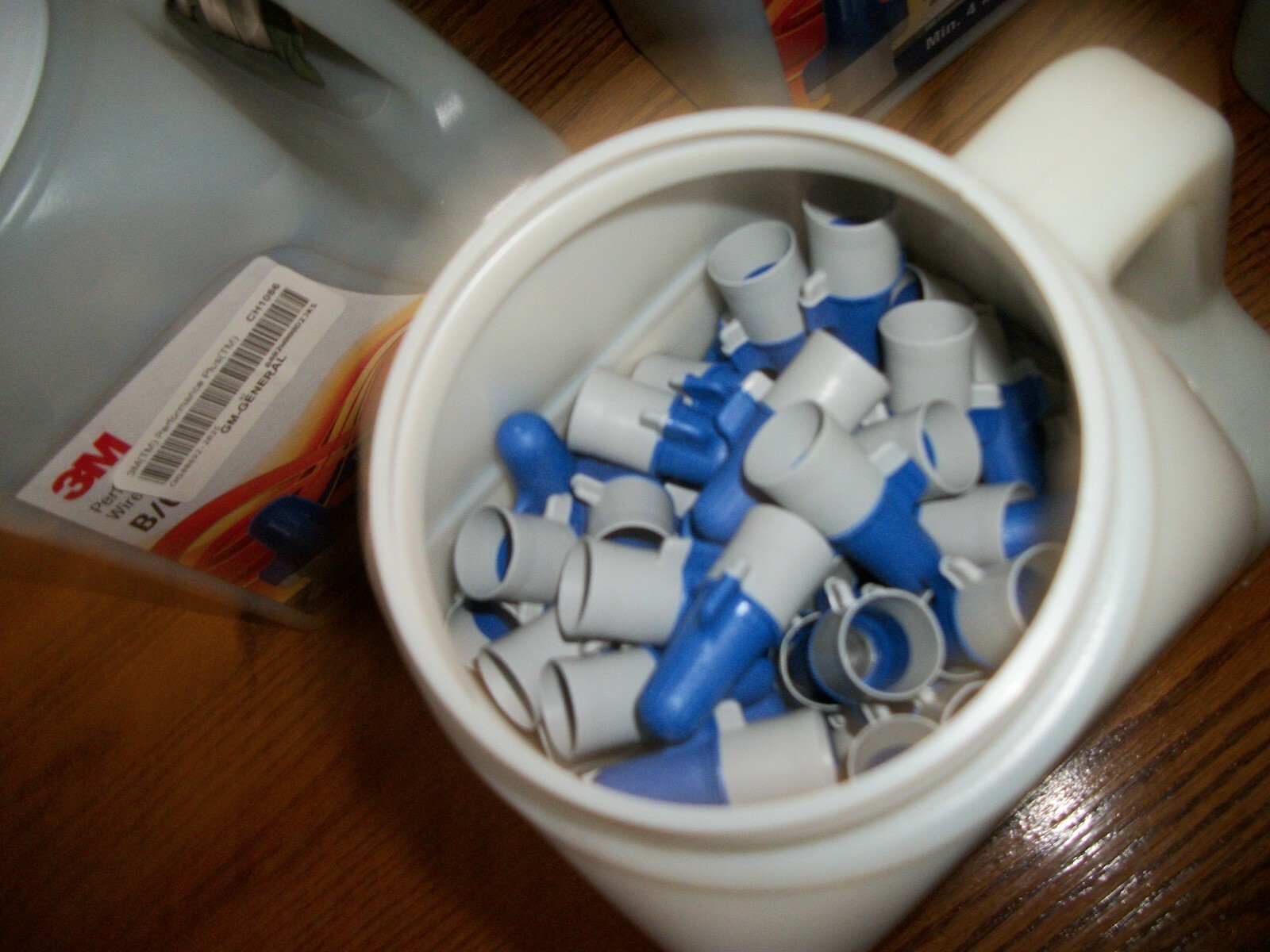 LOT OF 1350 NEW 3M PERFORMANCE PLUS WIRE CONNECTOR MIN 4 #4 TO MAX 2 #6 CH1086