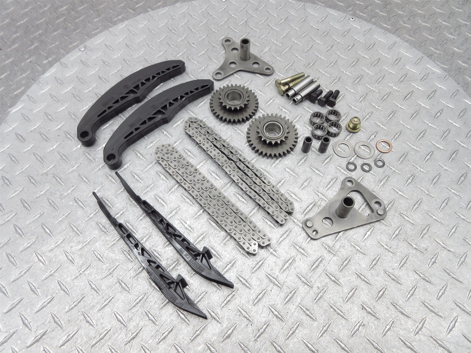 2007 06-09 Aprilia Tuono 1000 Timing Camshaft Cam Chain