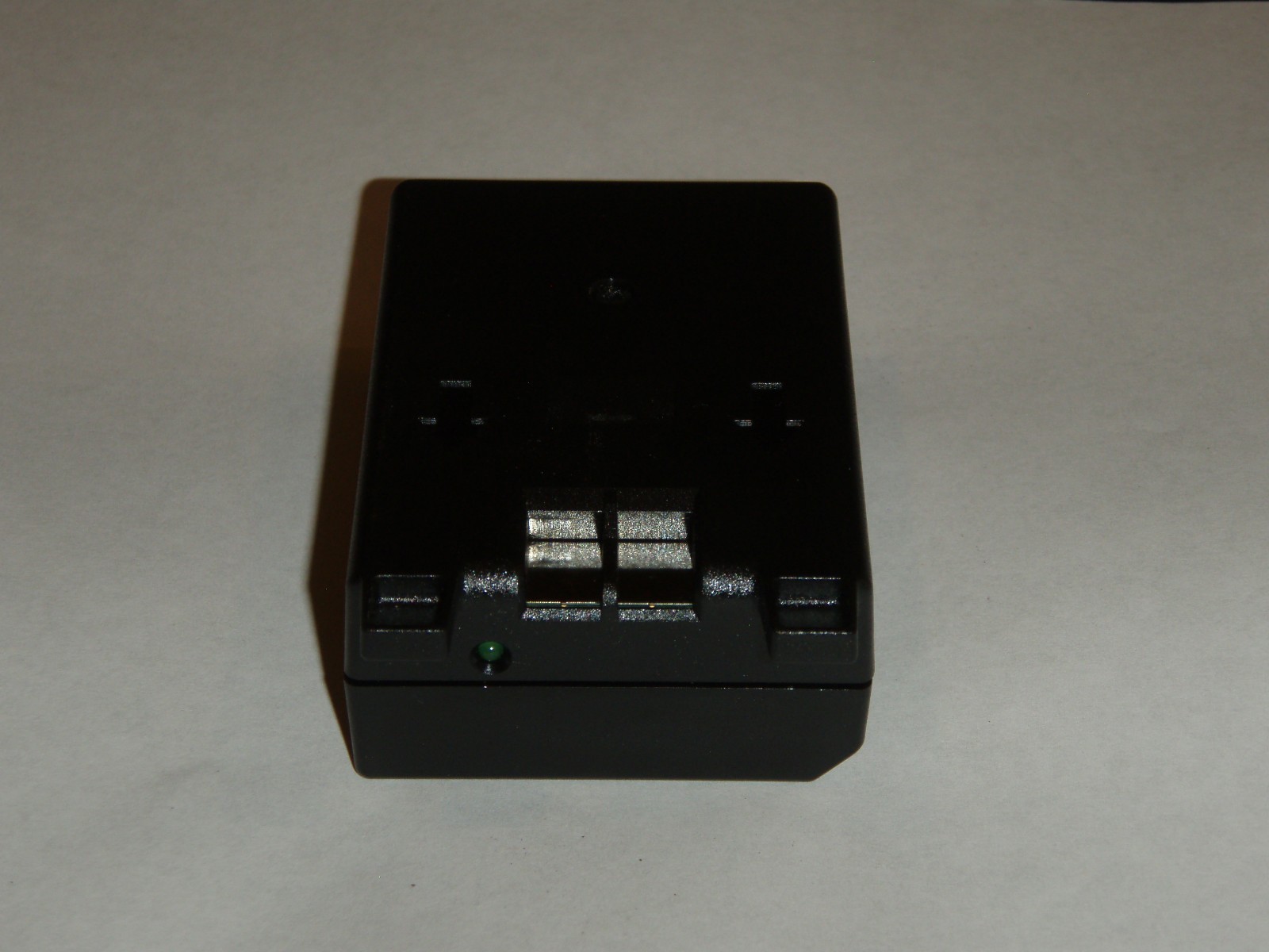 AC/DC Power Adapter / Supply 30V - Delta Electronics Inc (EADP-25ABA)