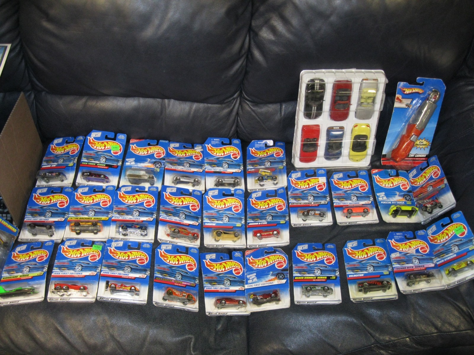 Hot Wheels & Maisto Design ミニカーセット Hot Wheels 2025 Japanese 6-Car Box Set
