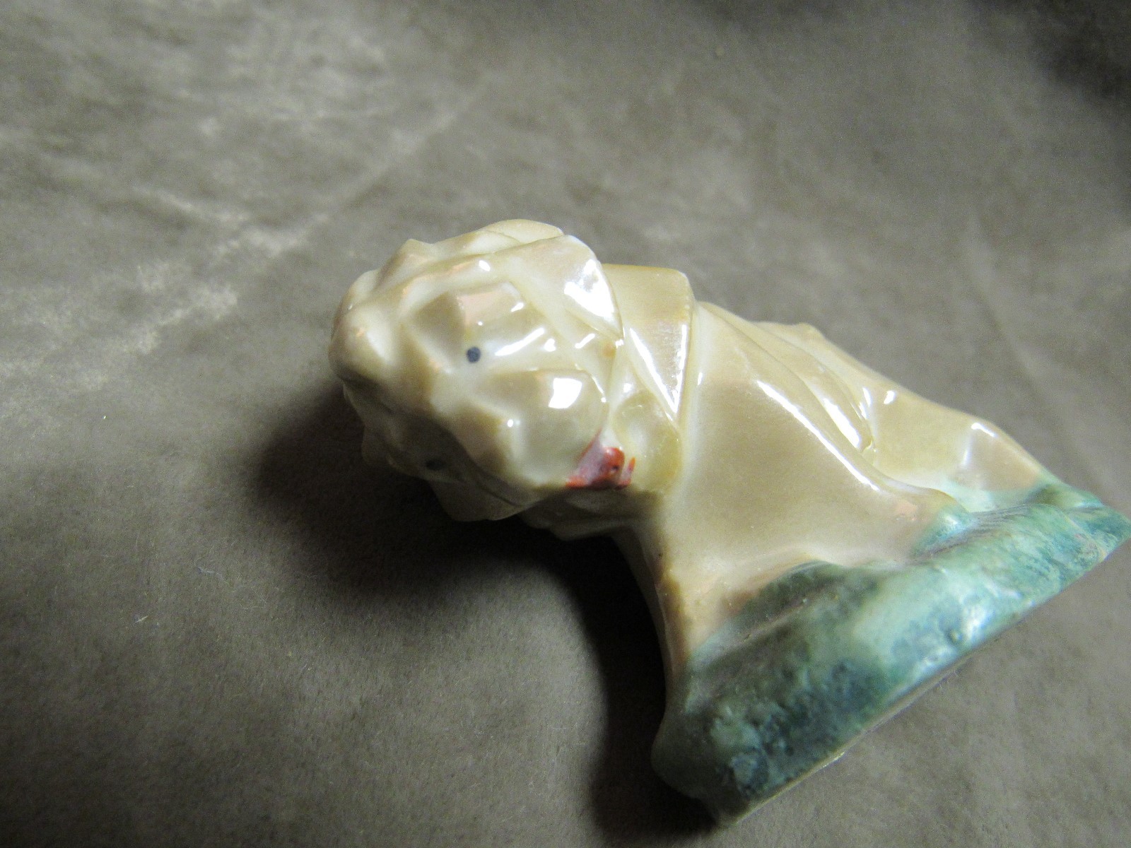 Vintage 1920's Made in Japan Gold Lutre Finish Lion Design Figural Pin Cushion