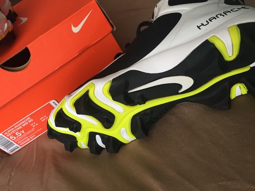 Nike Alpha Huarache Sz. 5.5Y Soccer/LAX Cleats