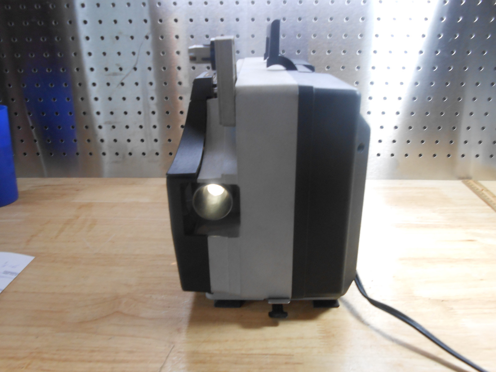 Bell & Howell LX 30 - 8MM / Super 8 Movie Projector