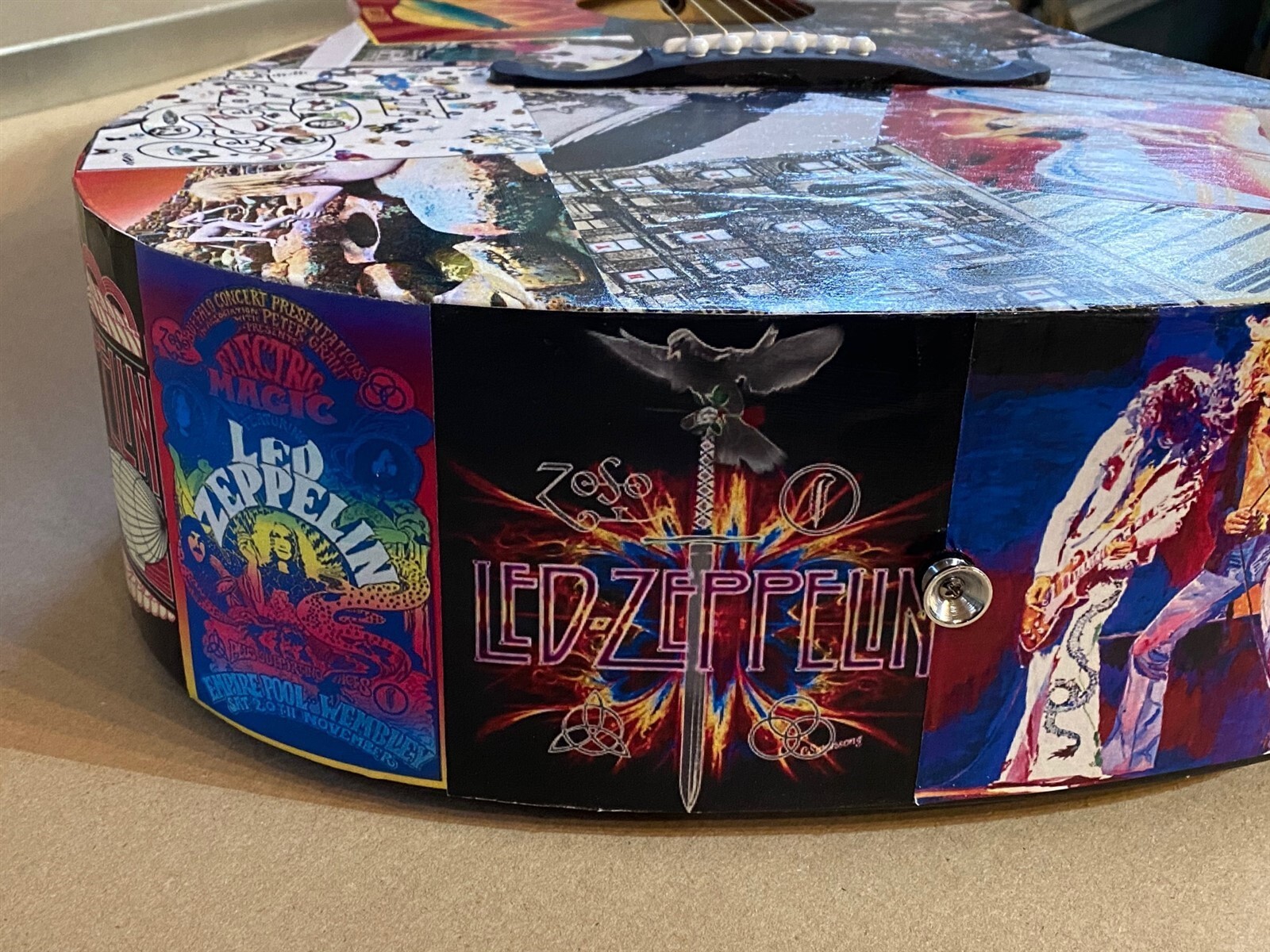 CUSTOM LED ZEPPELIN Album Zoso Swan Song Decoupage Fender FA CUSTOM LED ZEPPELIN Album Zoso Swan Song Decoupage Fender FA