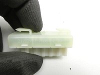 Mercedes W246 B180 14-18 Relais 1 Mercedes W246 B180 14-18 22.11.2016 A0075403681 76864-2-I0 gebraucht Vorschau 4