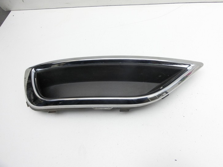VW T-Roc A1 17-21 Blende Aussen Links Auflage Auspuff- Atrappe für Stoßstange Hinten VW T-Roc A1 17-21 24.11.2020... Bild 3