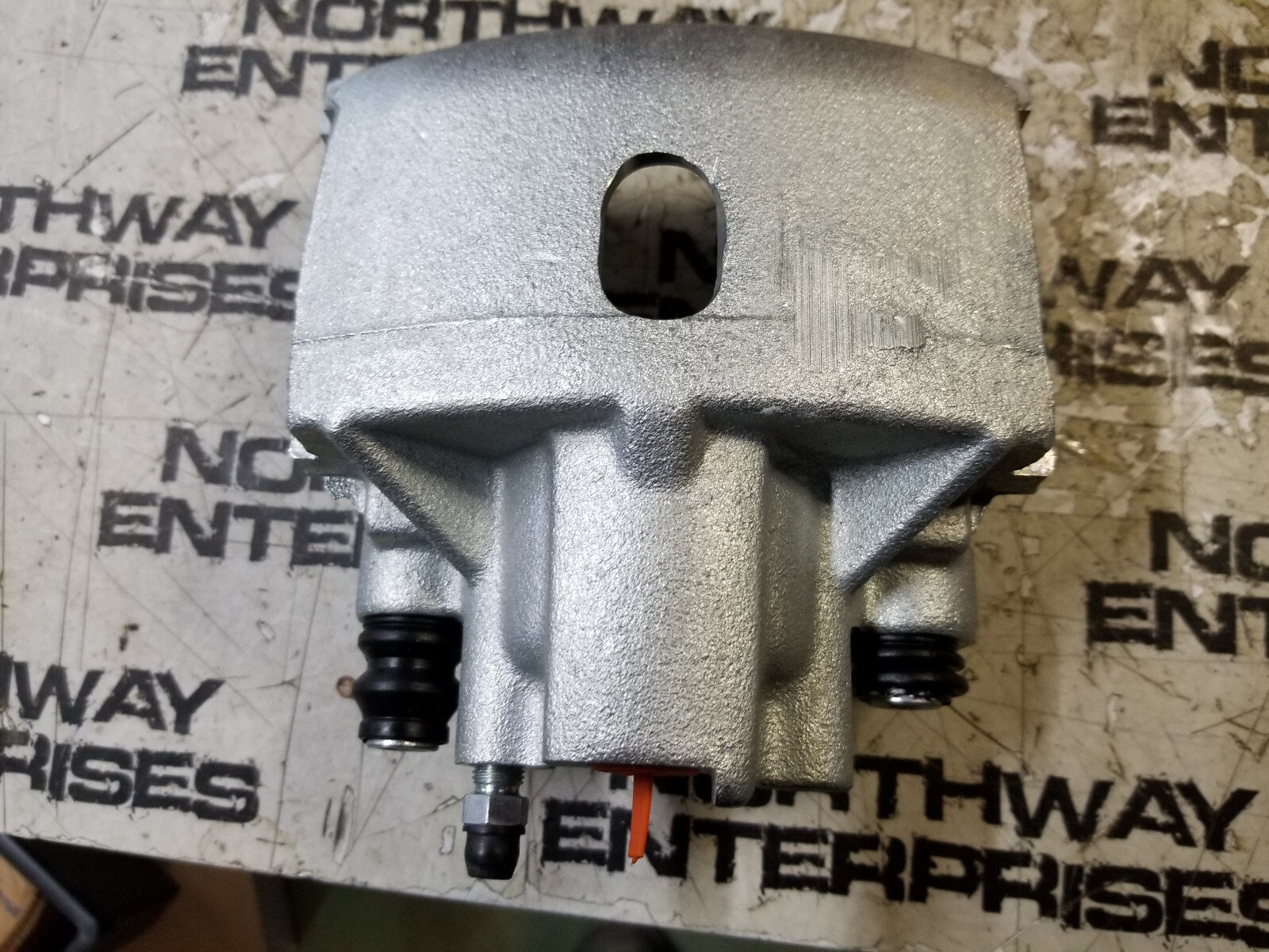 05179880AE OEM MOPAR RH FRONT PASSENGER BRAKE CALIPER 2002-2024 RAM 1500 CLASSIC - Picture 4 of 5