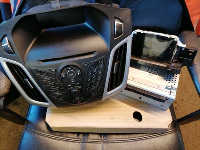Ford Focus Car Stereos And Head Units | Car Stereos And Head Units For