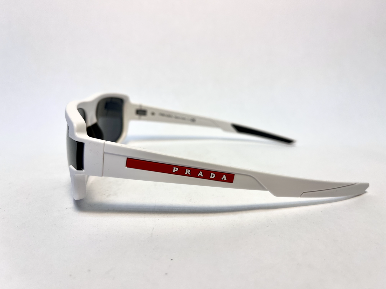 Pre-owned Prada 03w Linea Rossa Impavid Sport Sunglasses White Pilot Wrap Unisex Ps03wsf In Gray