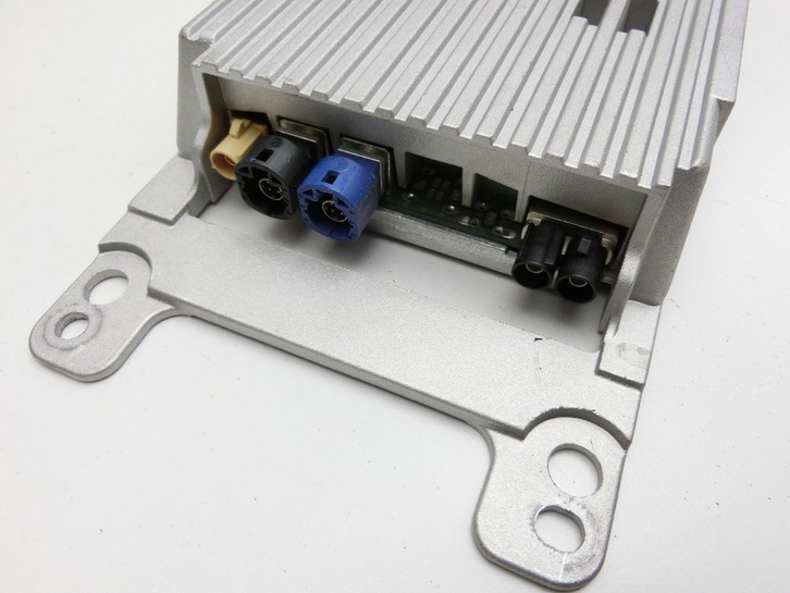 BMW X3 F25 10-14 Verstärker Endstufe Soundsystem BMW X3 F25 10-14 24.01.2013 84109257151 9257151 84.10-9257151-01... Vorschau 2