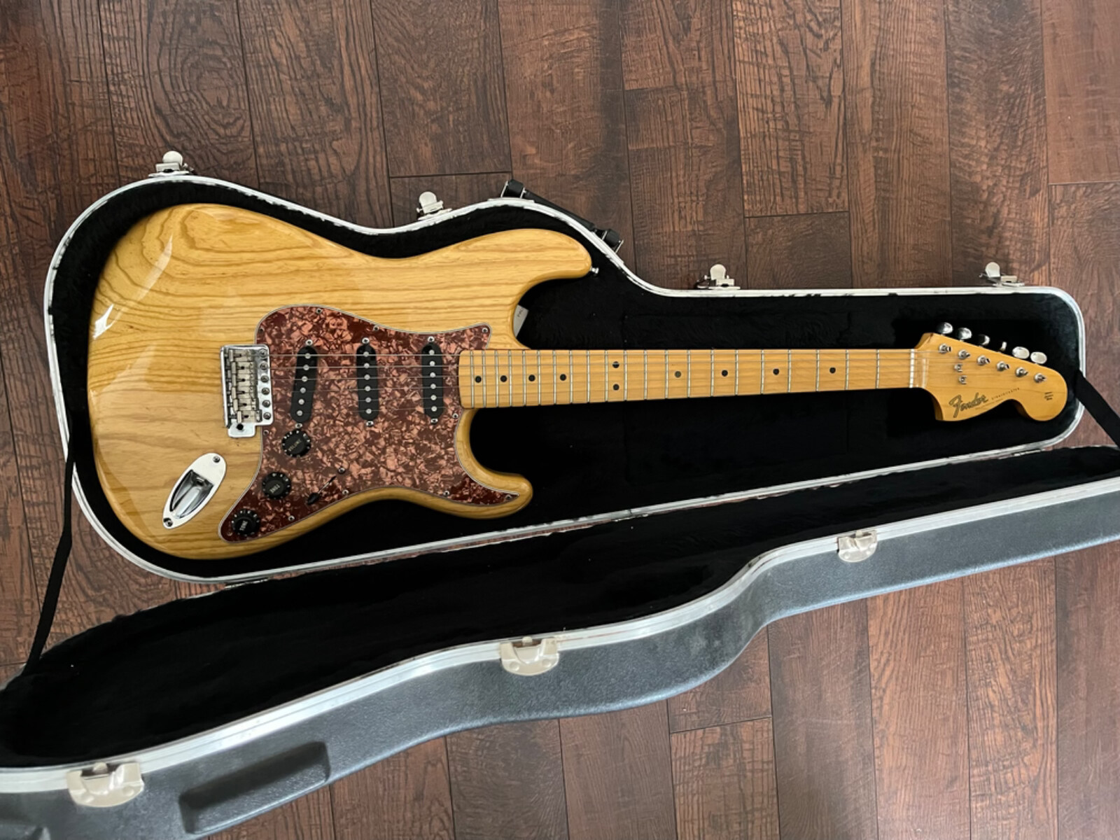 Fender japan Stratocaster エレキギター Sシリアル 中古 S5234583