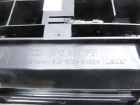 Audi A3 8P 09-12 Aschenbecher Ascher Audi A3 8P 09-12 13.03.2009 8P0857951 gebraucht Vorschau 6