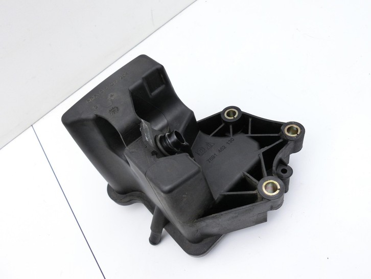 Mercedes R171 SLK 200 04-08 Servo Behälter Servobehälter Servoleitung Mercedes R171 SLK 200 04-08 03.08.2005... Vorschau 5