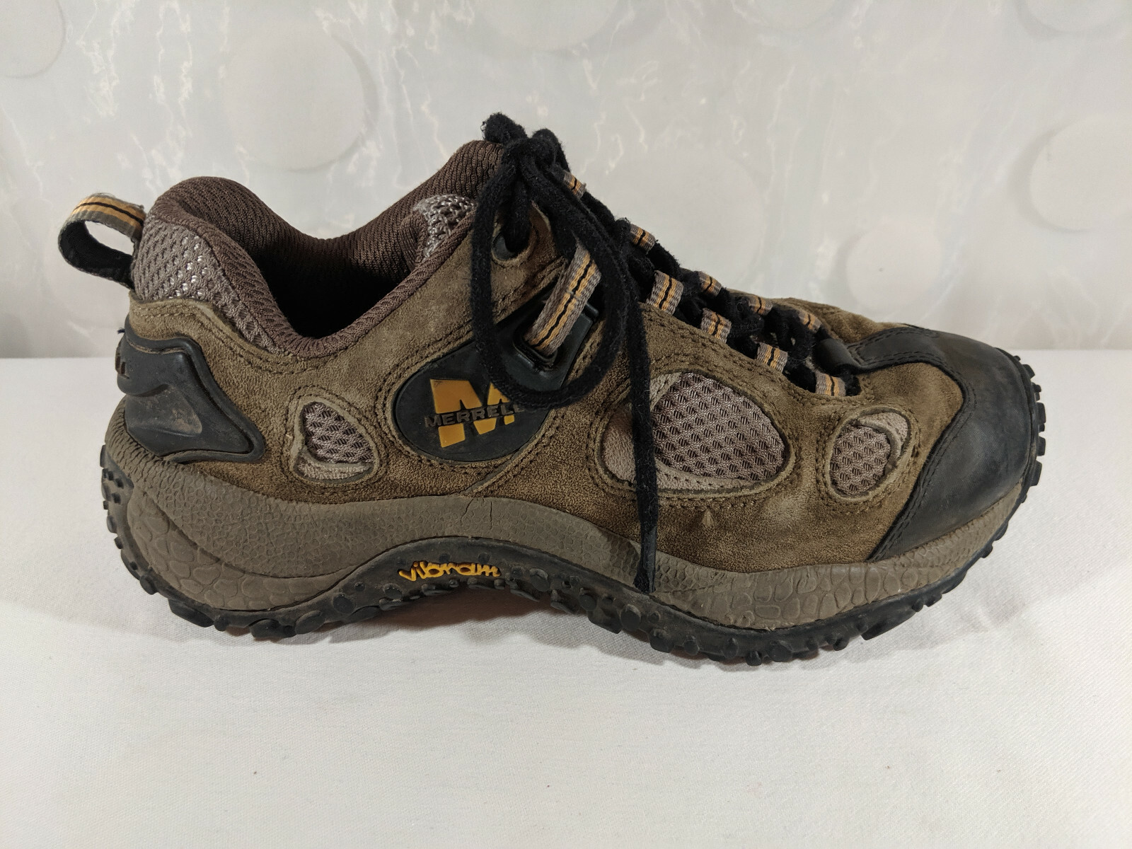 Merrell Mens Hiking Shoes Vibram Gore 