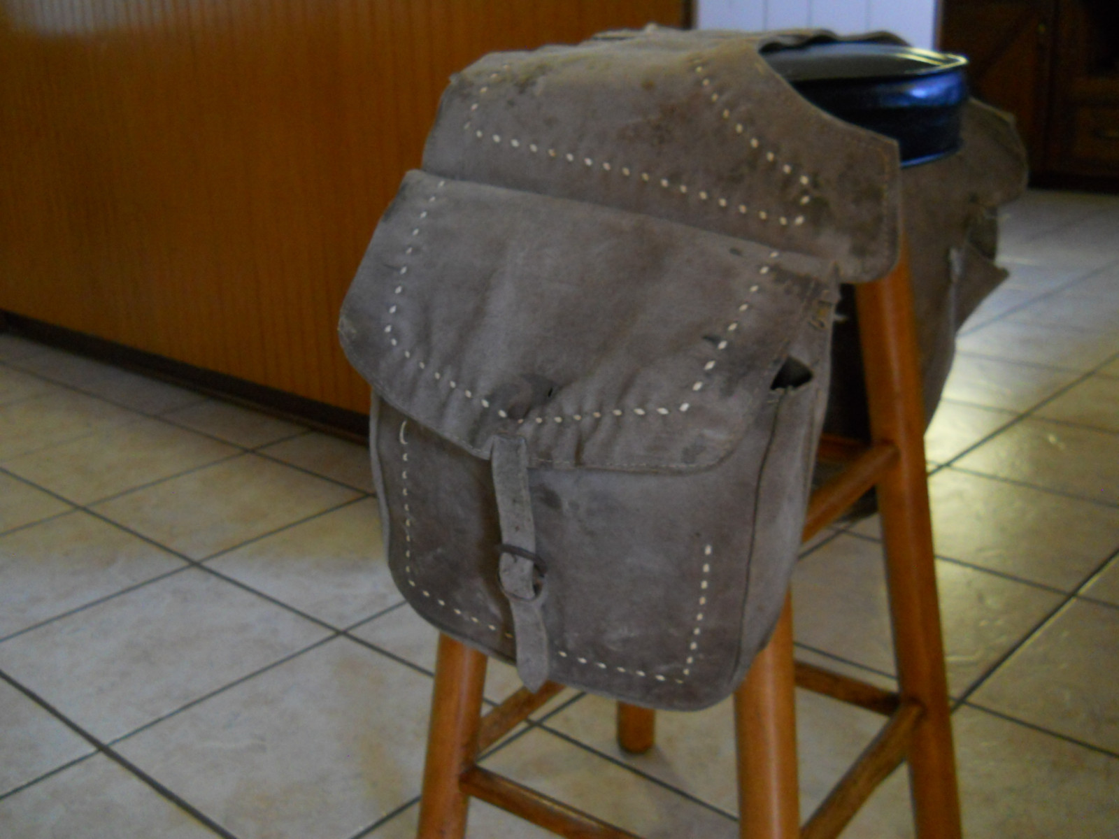 Antique Vintage Rough-Out Leather SADDLEBAGS Horse Tack Western Rustic Decor