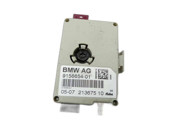 BMW E93 325i 07-10 Antennenverstärker Weiche Antenne Links Hinten BMW E93 325i 07-10 24.05.2007 9156654 9156654-01... Bild 1